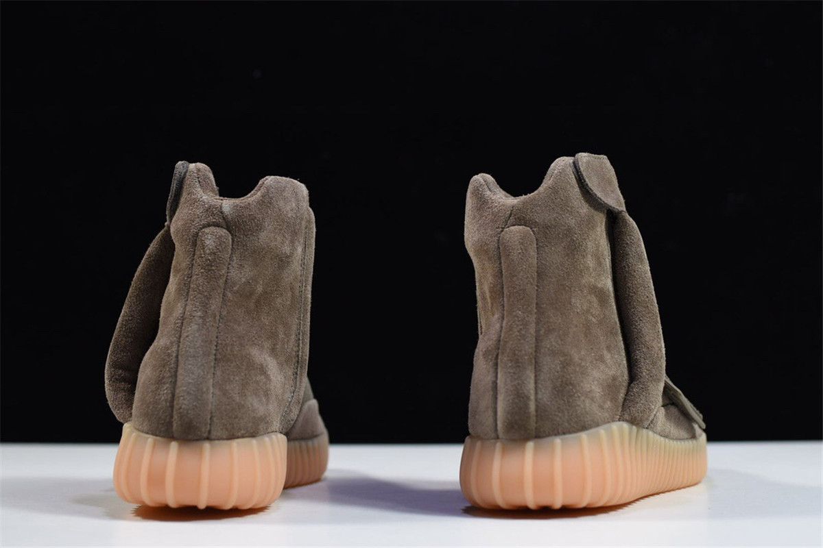 Yeezy Boost 750 Chocolate BY2456